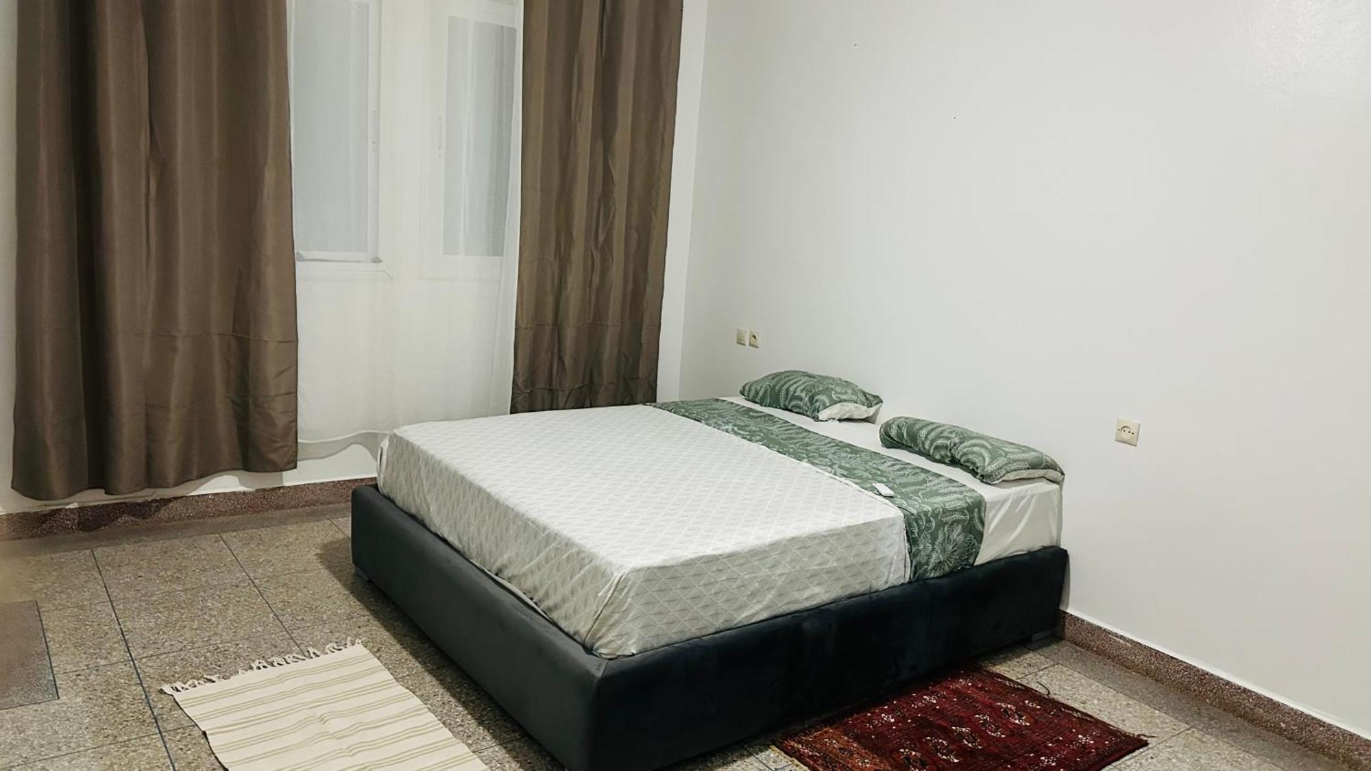 Karaz Homestay Grand Appartement Avec Rooftop Monte Arrouit エクステリア 写真
