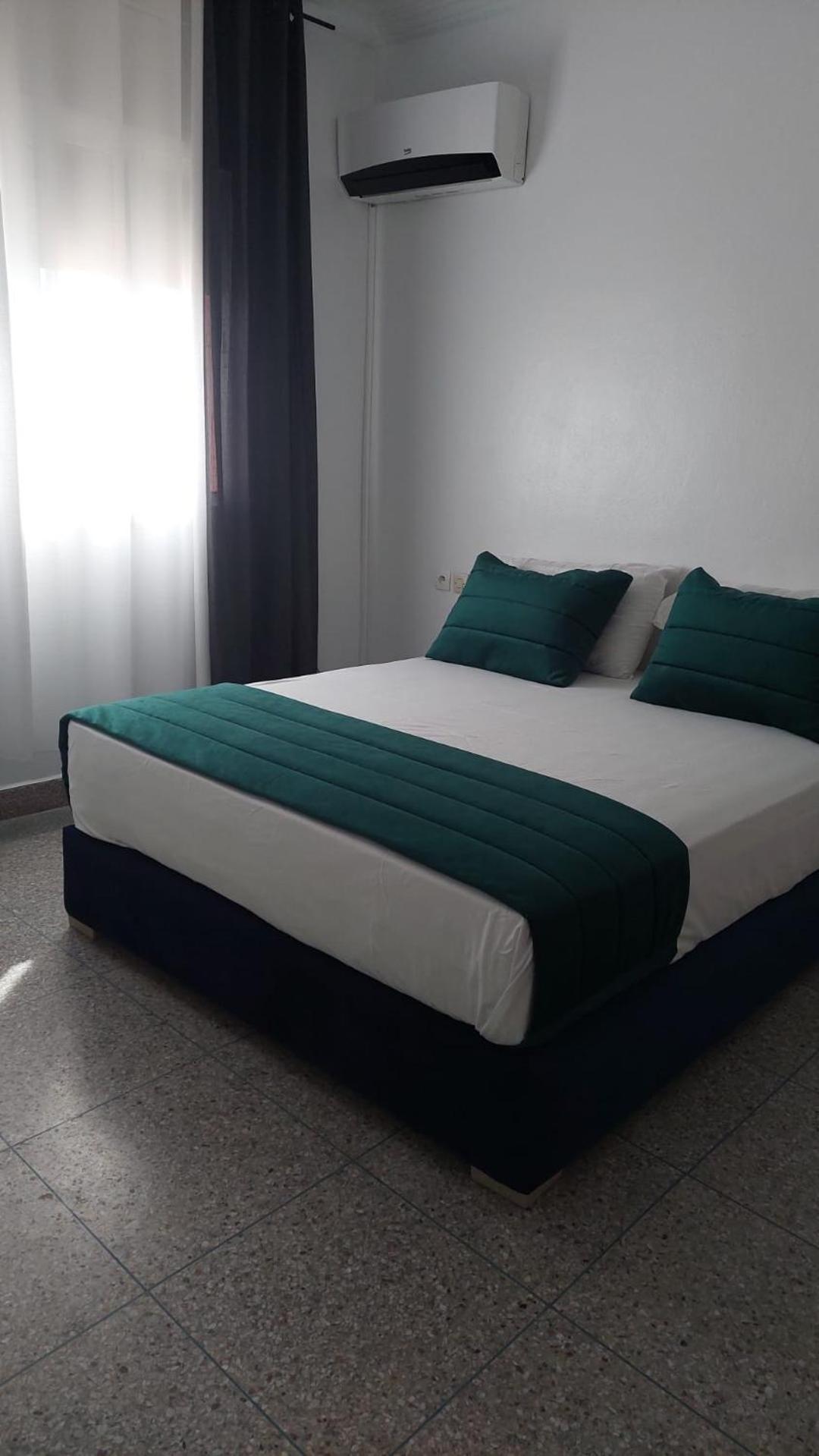 Karaz Homestay Grand Appartement Avec Rooftop Monte Arrouit エクステリア 写真